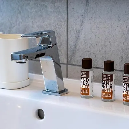 1min From Metro Large And Quiet 아파트 로마