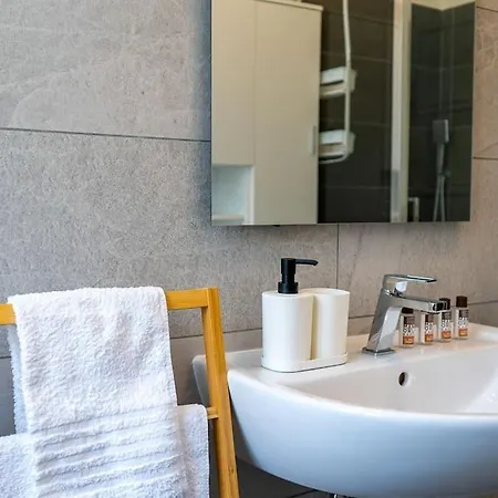 1min From Metro Large And Quiet * 로마