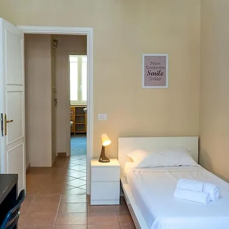 1min From Metro Large And Quiet 아파트